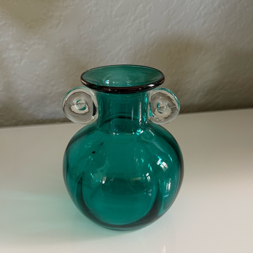 Vintage Hand Blown Teal Green Art Glass Vase with Applied Clear Glass Handles - Picture 3 of 6